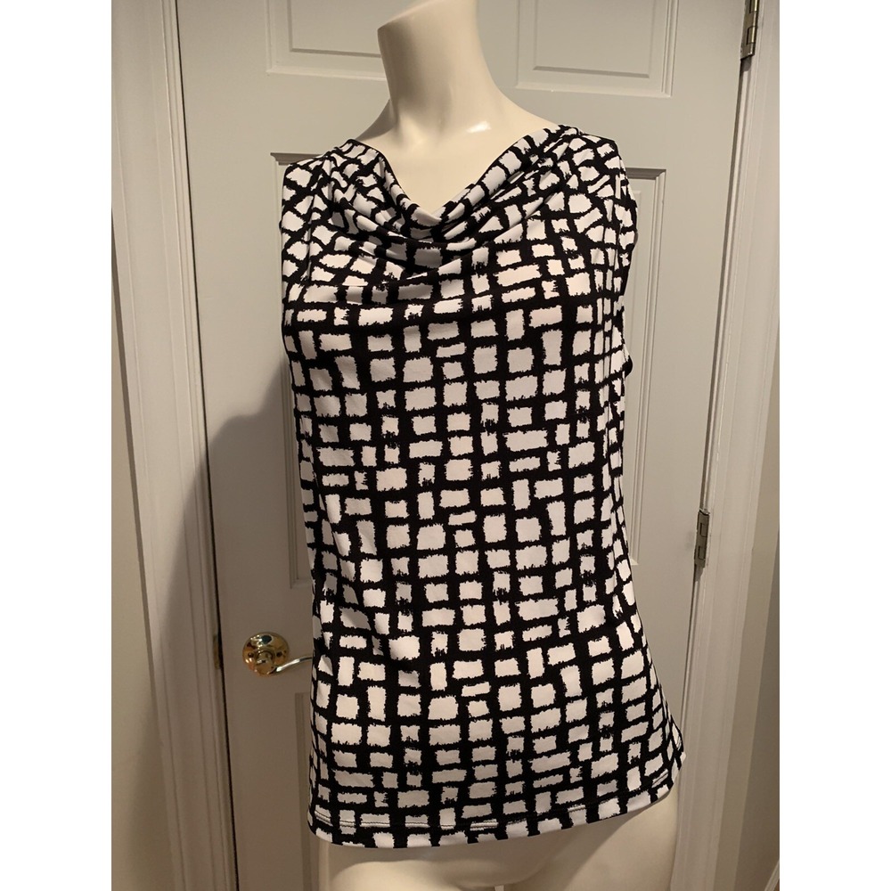 Jennie & Marlis Top Womens Size Medium  Black and White Sleeveless
